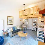 Дом отдыха Chasse Spleen - House In Omaha *