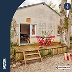 Chasse Spleen - House In Omaha Дом отдыха *